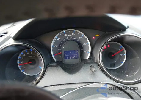 2012 Honda Fit Sport z USA, uszkodzony, nr VIN JHMGE8H54CC022003